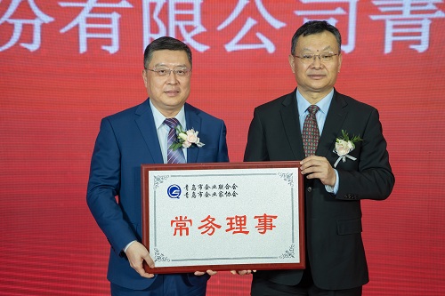 授牌1.jpg 授牌1.jpg